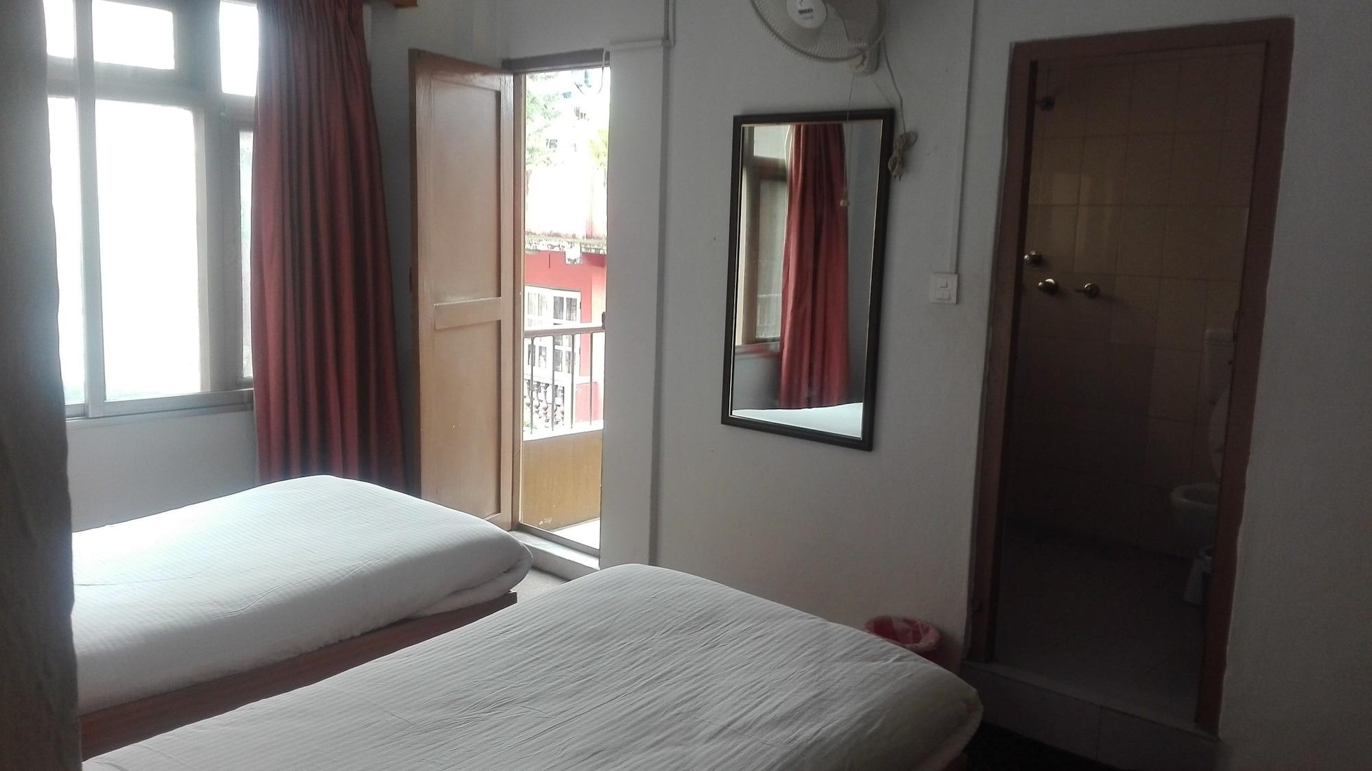 Hotel Nana Катманду Екстер'єр фото