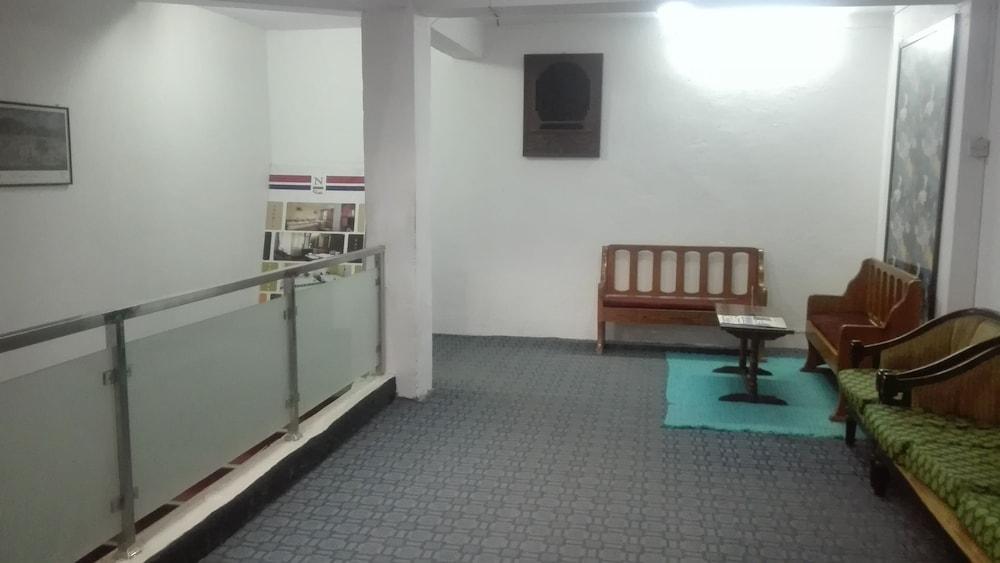 Hotel Nana Катманду Екстер'єр фото
